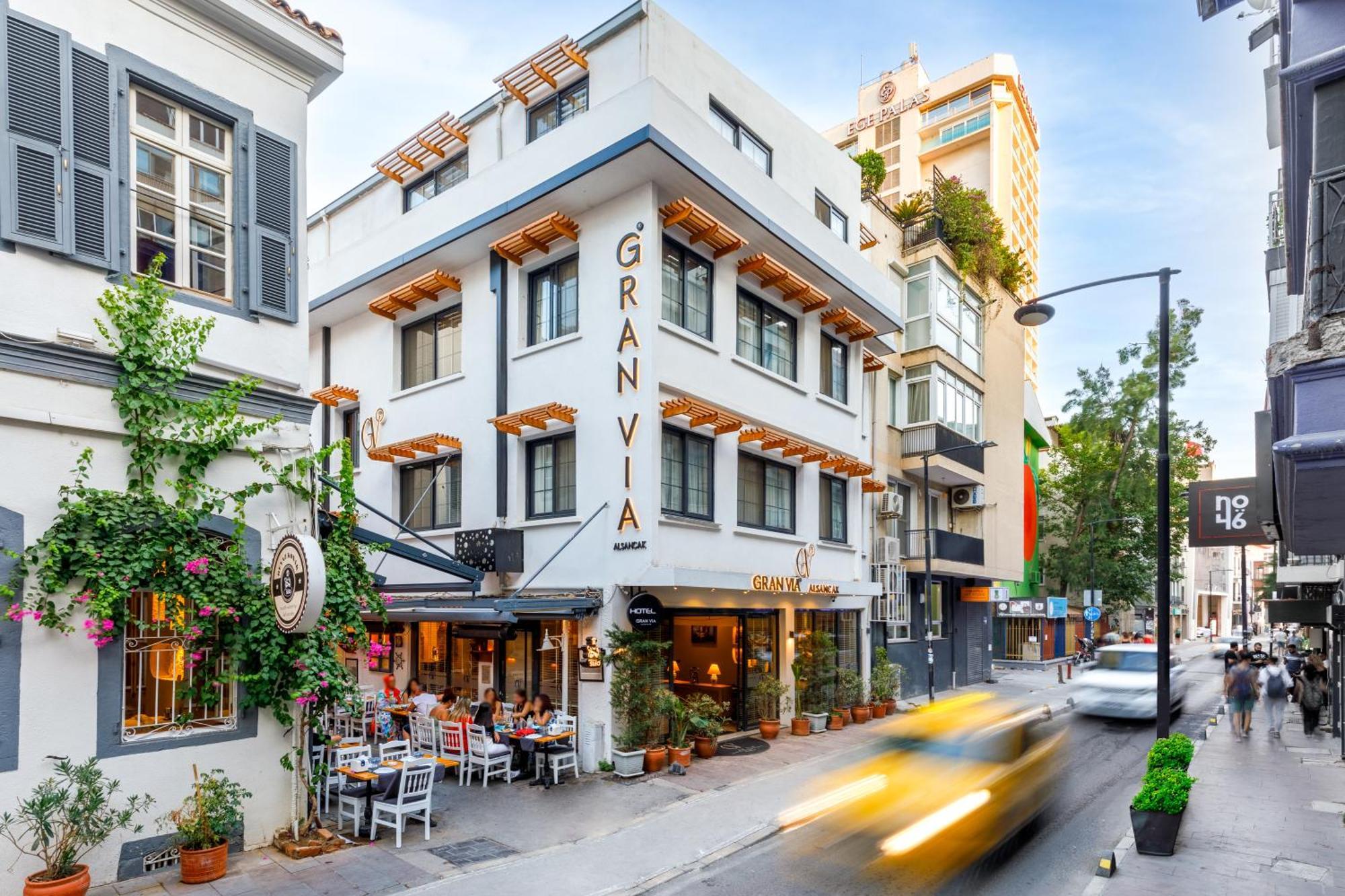 Gran Via Alsancak Hotel 5*